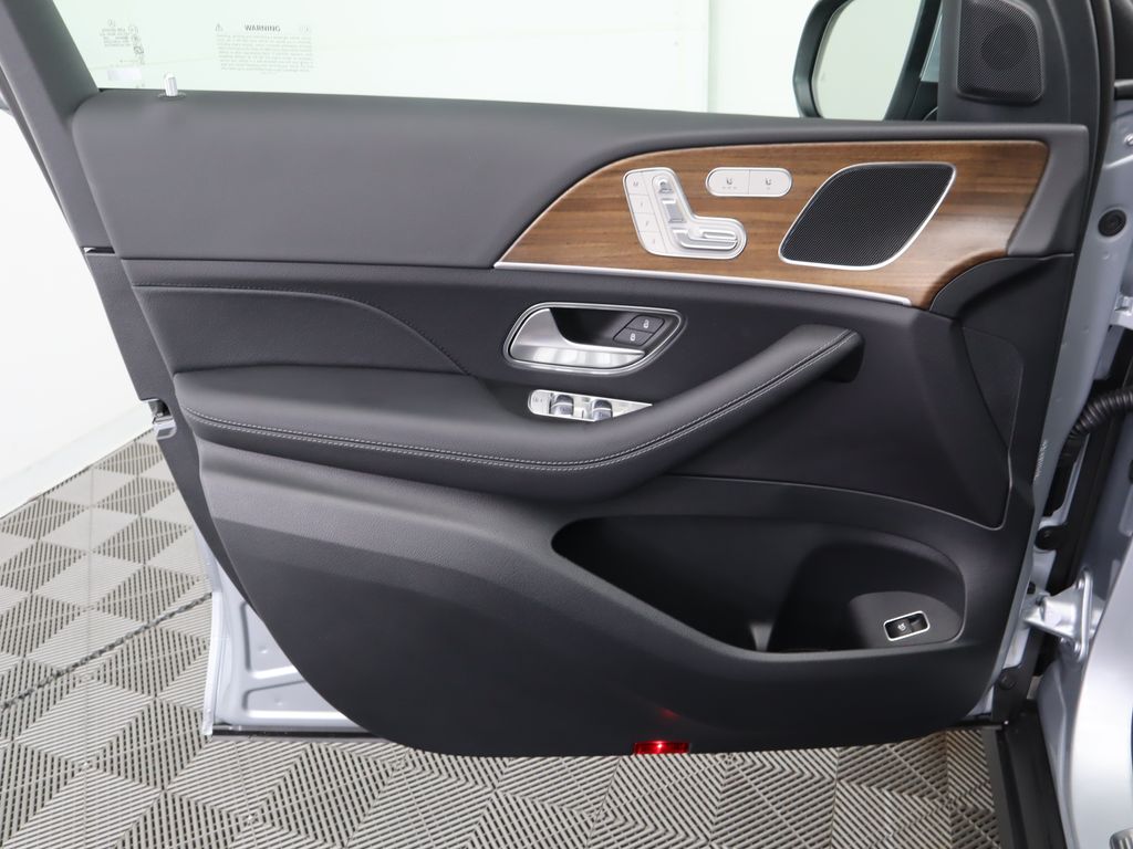 2025 Mercedes Benz GLE 350 4MATIC photo 23