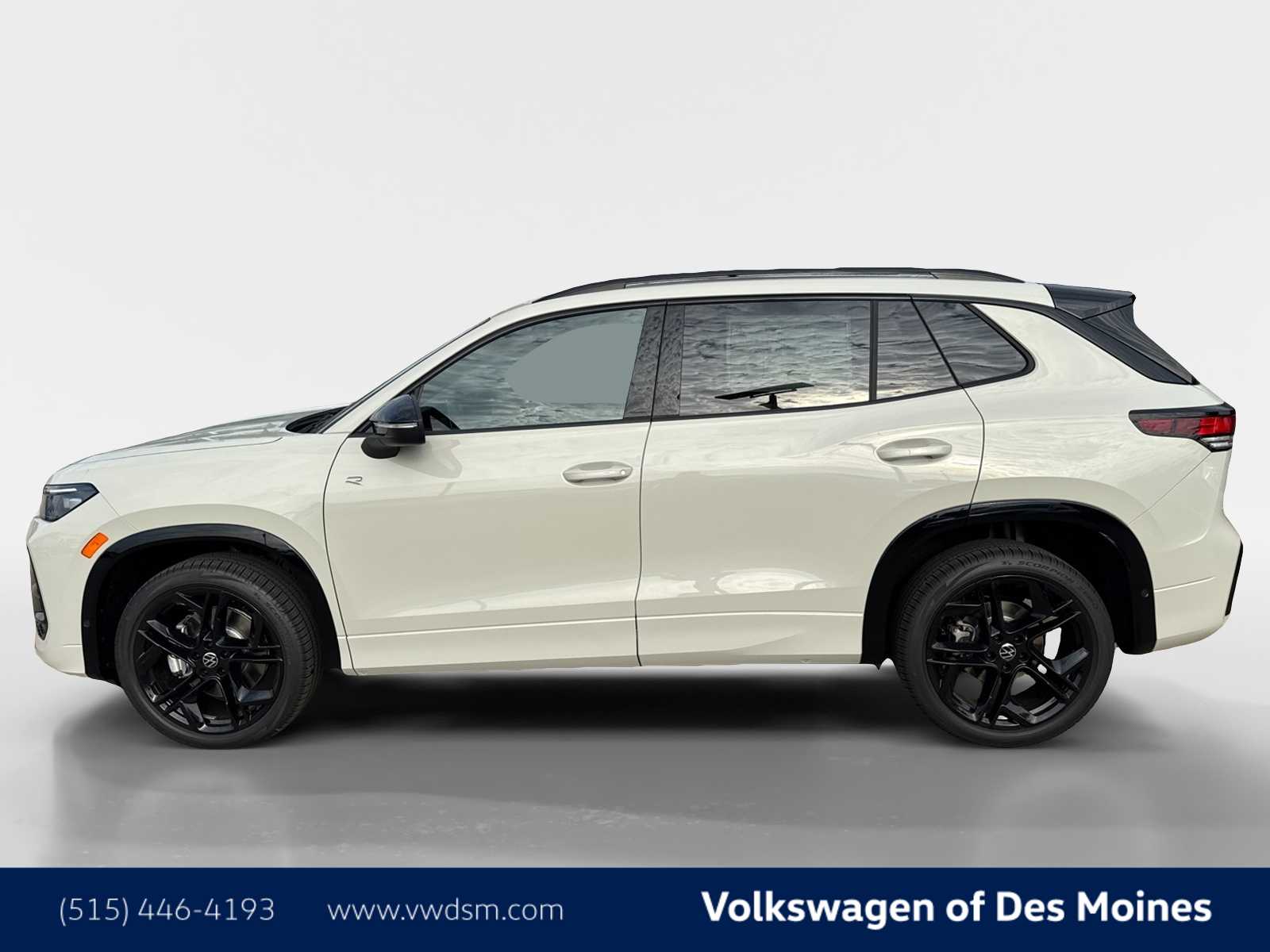 2025 Volkswagen Tiguan SE R-Line Black photo 4