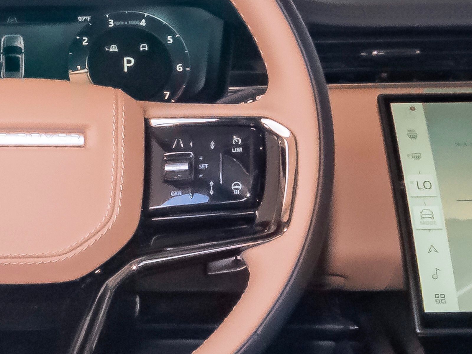2025 Land Rover Range Rover Sport SE photo 15