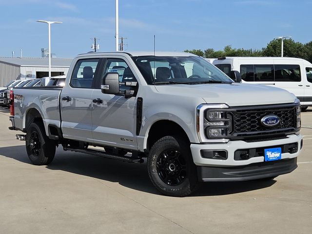 2025 Ford F-250 XL photo 2