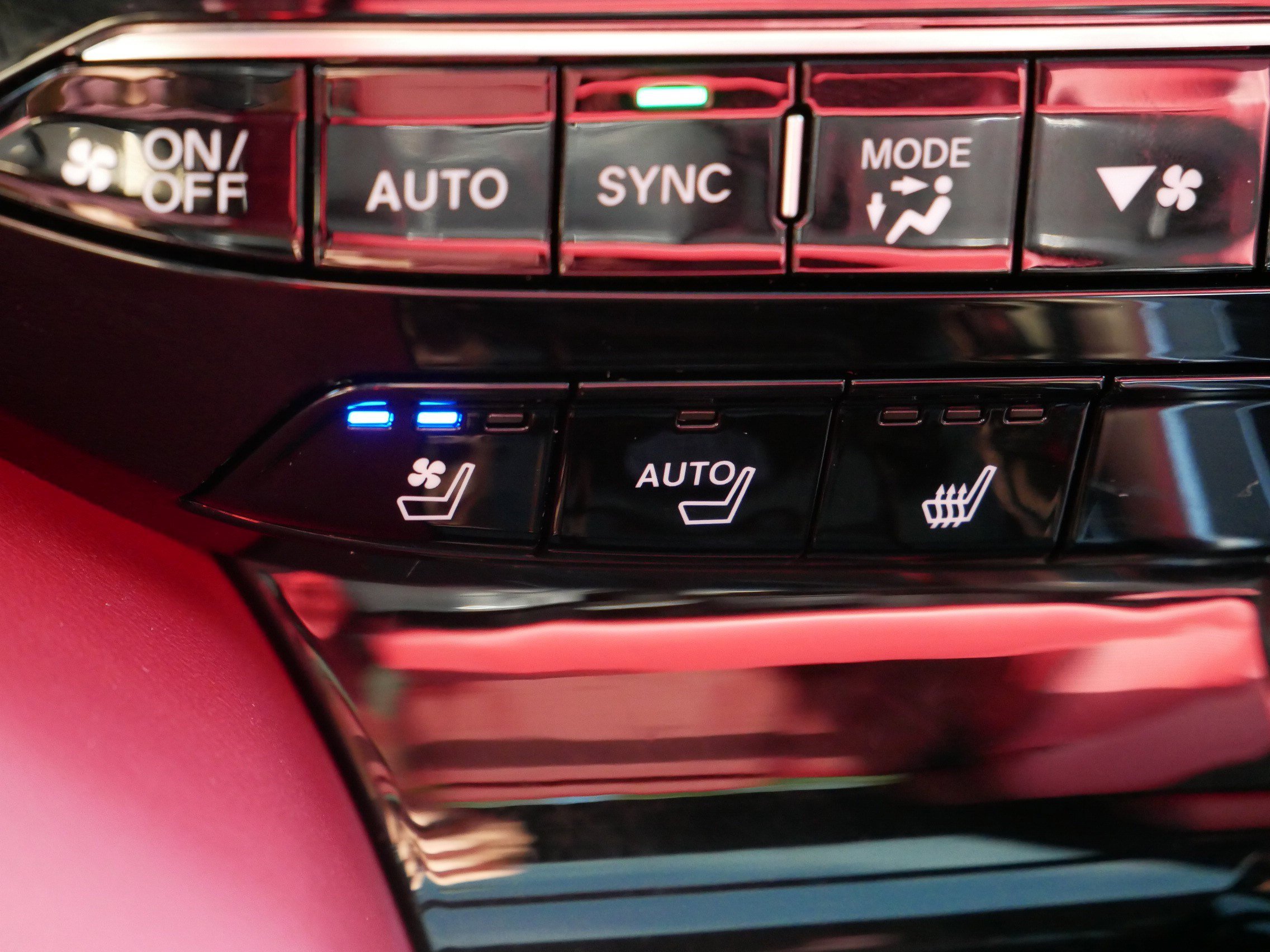 2025 Acura MDX SH-AWD A-Spec photo 30