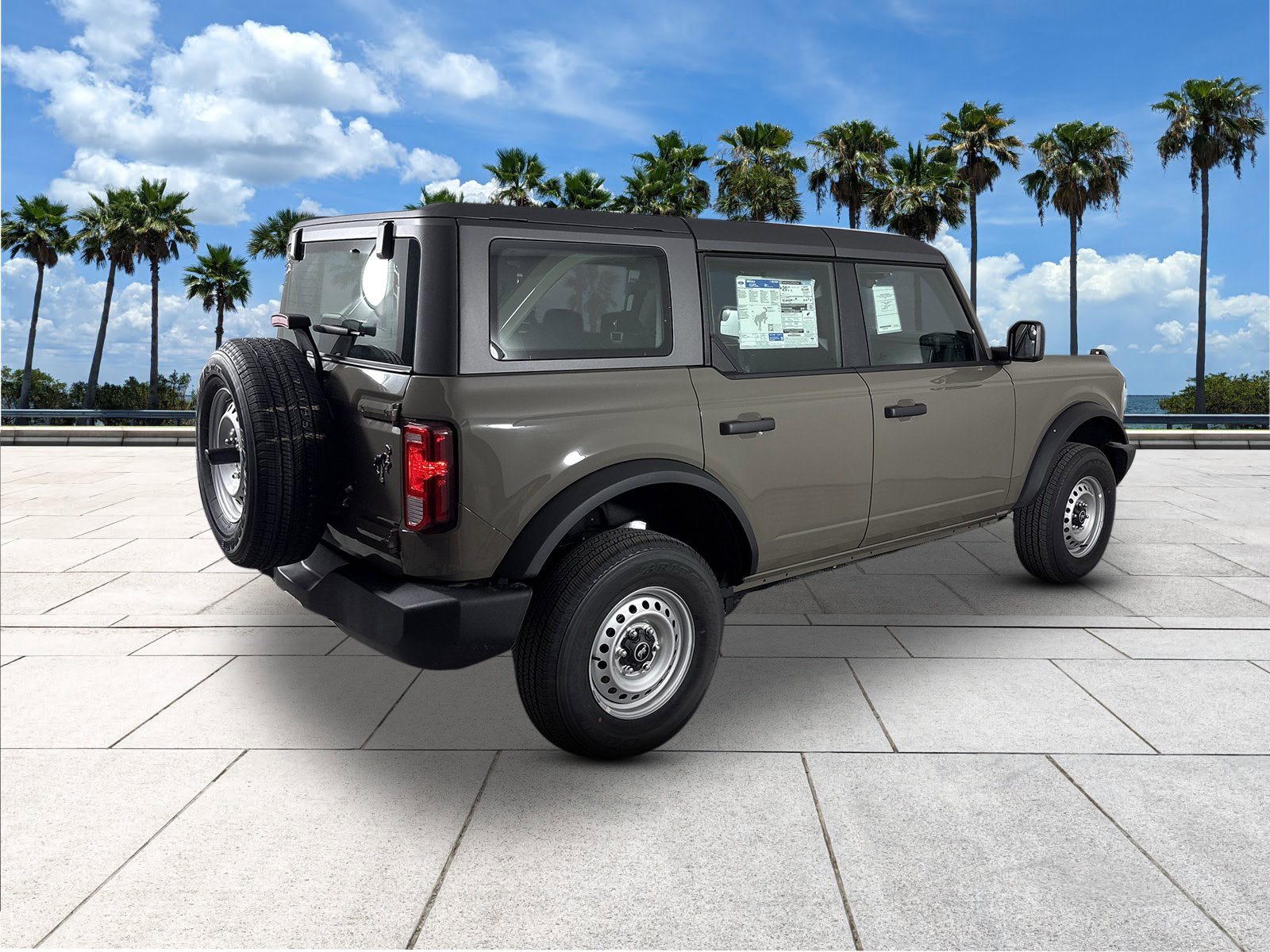 2025 Ford Bronco Base photo 9