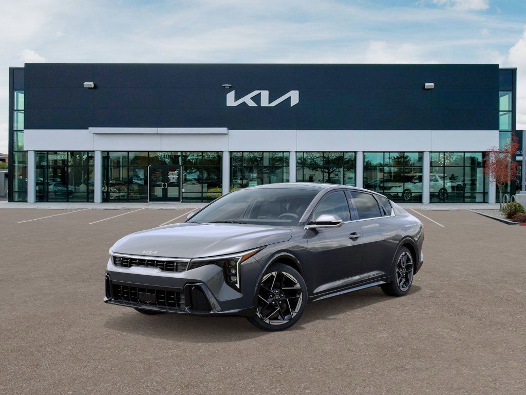 2025 Kia K4 GT-Line's photo