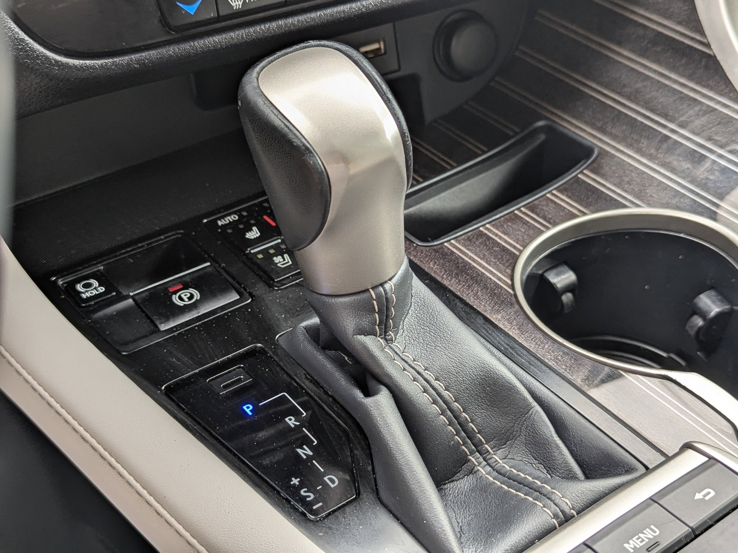 2020 Lexus RX 450h Luxury photo 34