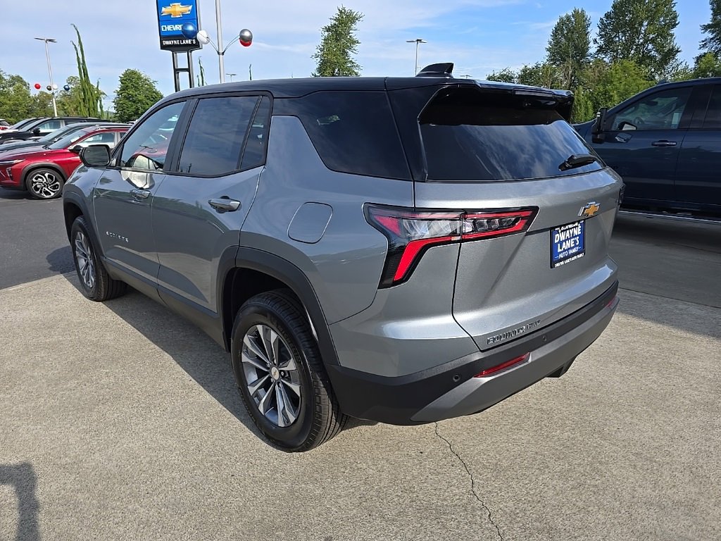2026 Chevrolet Equinox LT photo 2