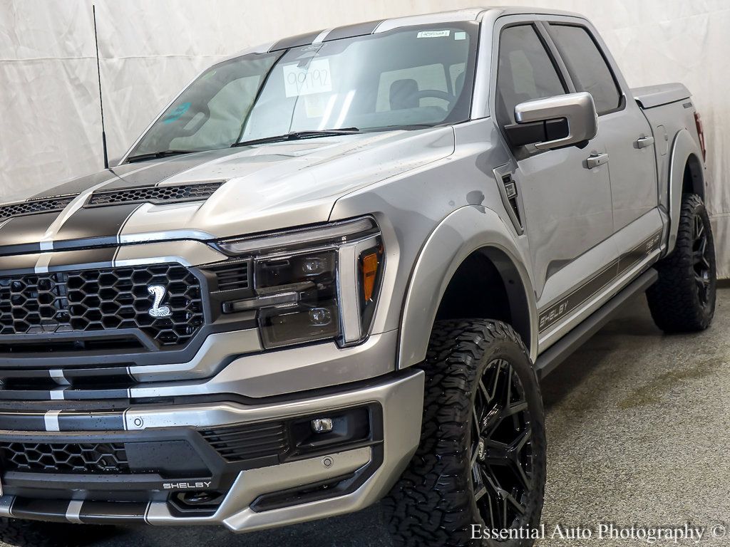 2025 Ford F-150 Lariat photo 3