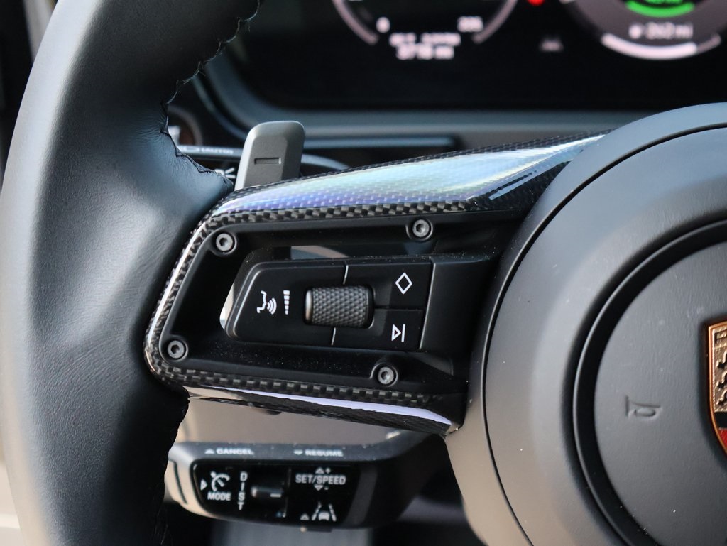 2024 Porsche Cayenne E-Hybrid Coupe Turbo photo 24