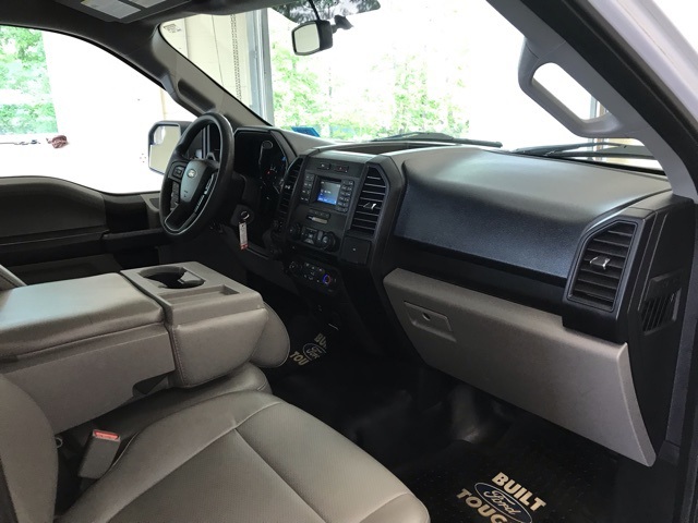 2016 Ford F-150 XL photo 12