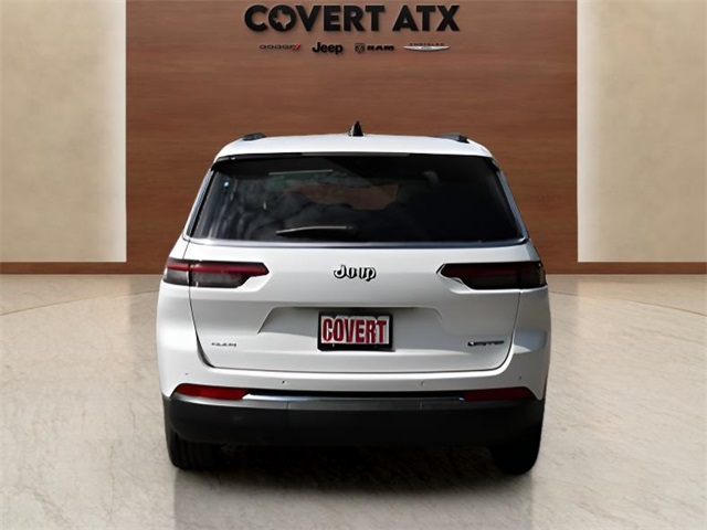 2025 Jeep Grand Cherokee Limited photo 4