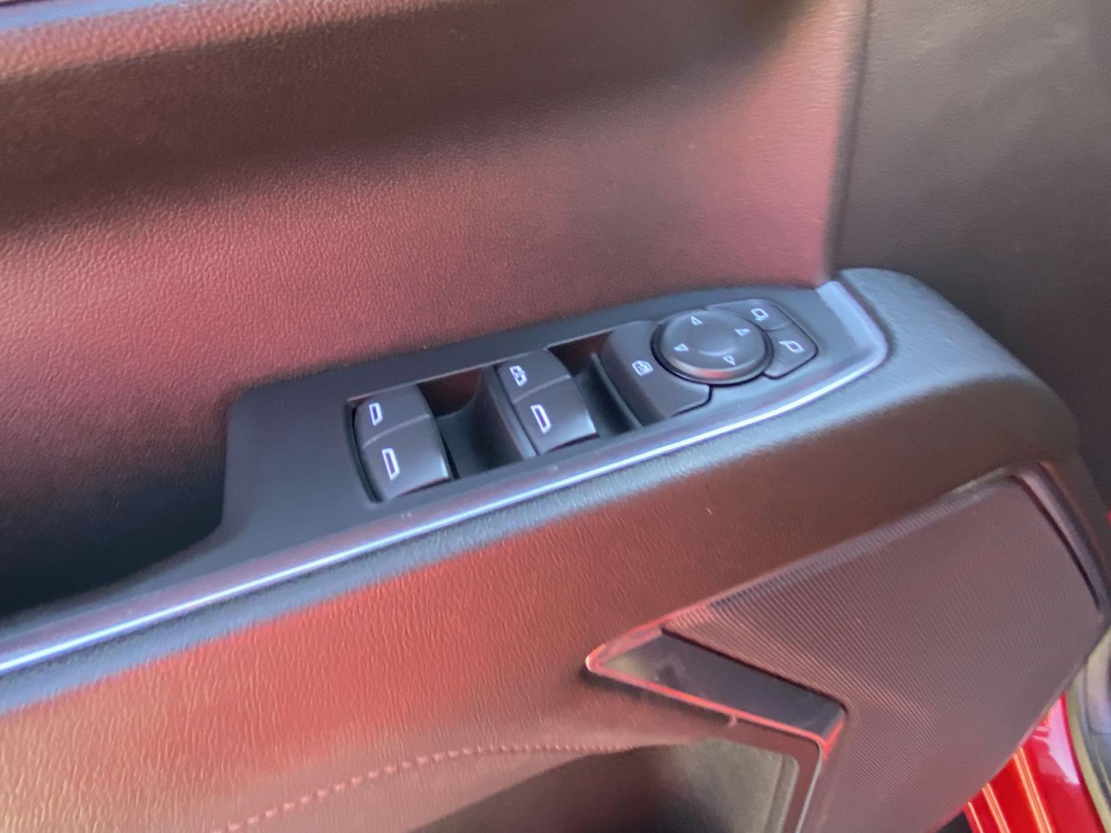 2024 Chevrolet Silverado 1500 RST photo 7