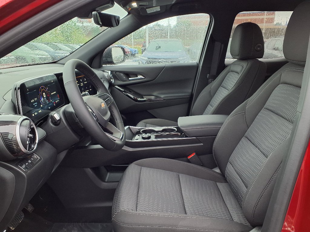 2026 Chevrolet Equinox LT photo 14