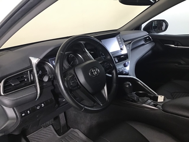 2023 Toyota Camry SE photo 8