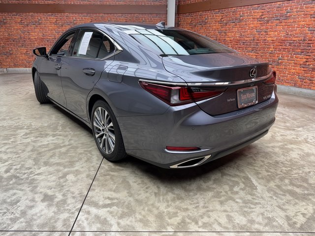 2019 Lexus ES 350 photo 3