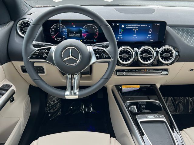 2025 Mercedes Benz GLA 250 4MATIC photo 16