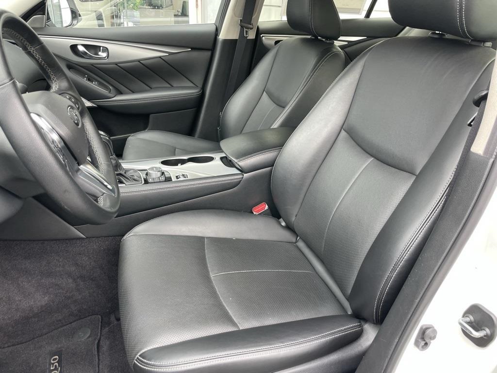2024 Infiniti Q50 LUXE photo 5