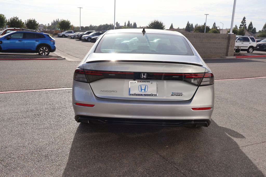 2025 Honda Accord Hybrid Sport-L photo 3