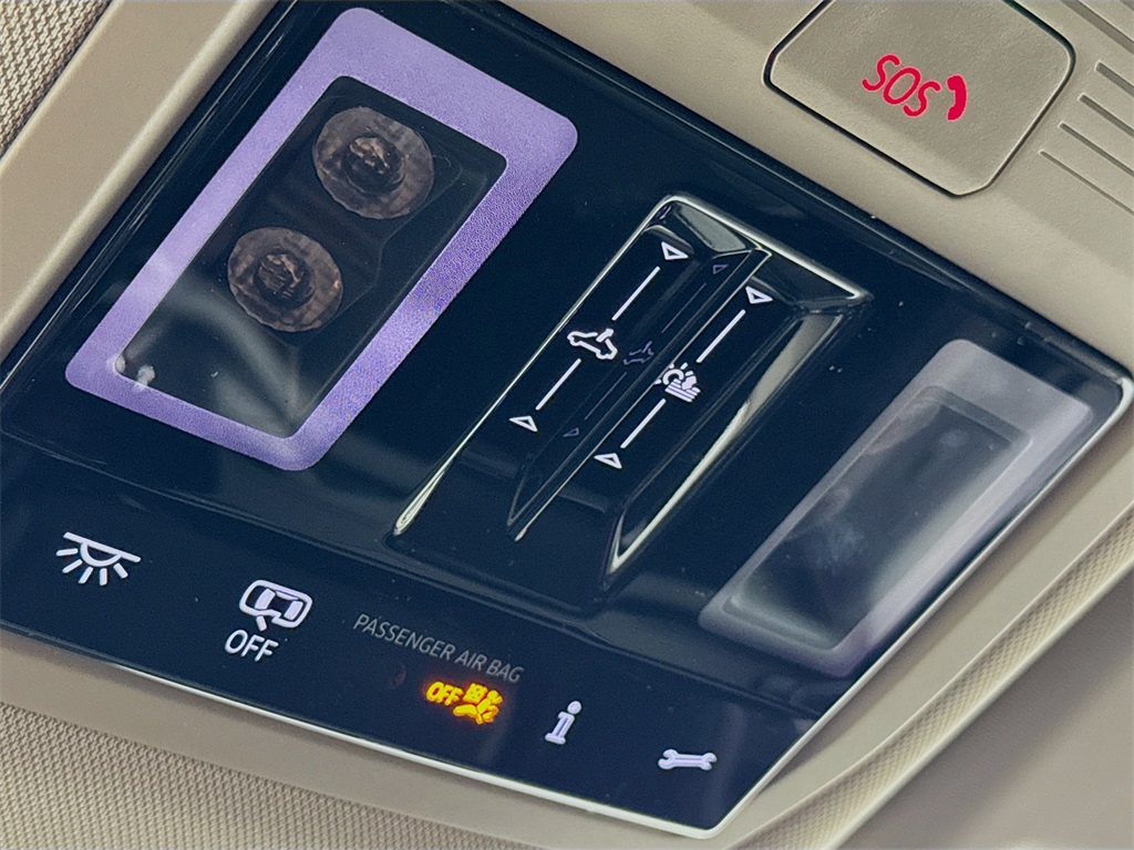 2025 Volkswagen Atlas Peak Edition SE photo 34