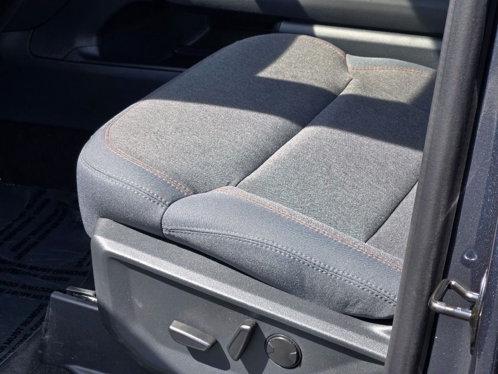 2025 Ford Expedition MAX photo 24