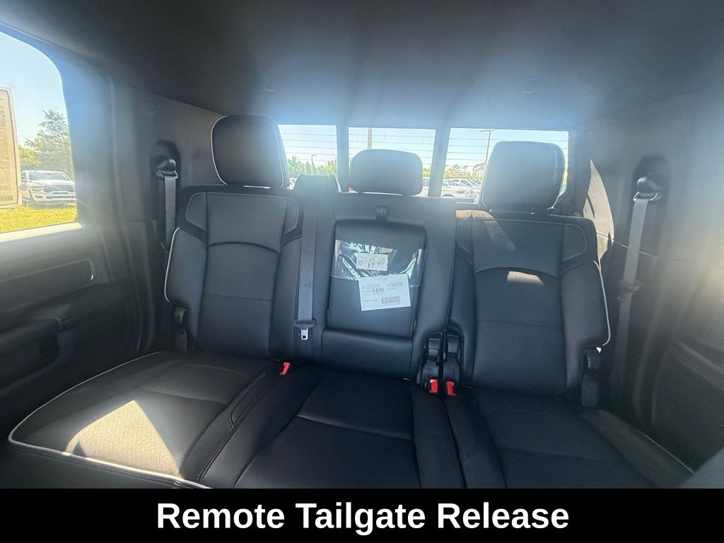 2025 Ram 3500 Laramie photo 14