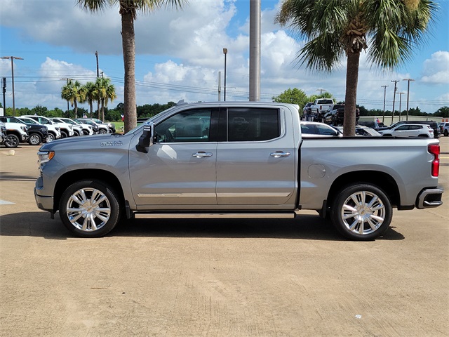 2024 Chevrolet Silverado 1500 High Country photo 4