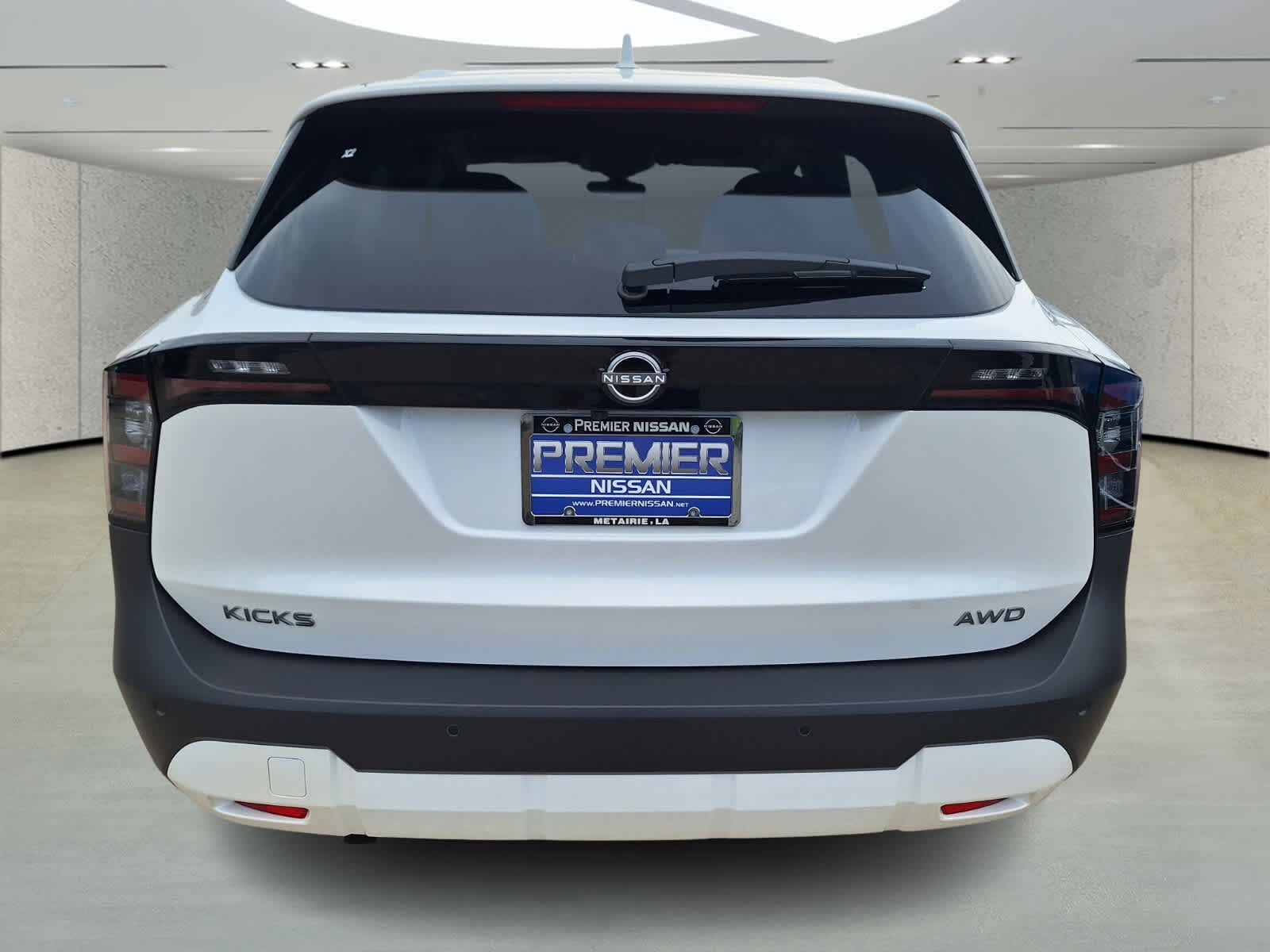 2025 Nissan Kicks SV photo 4