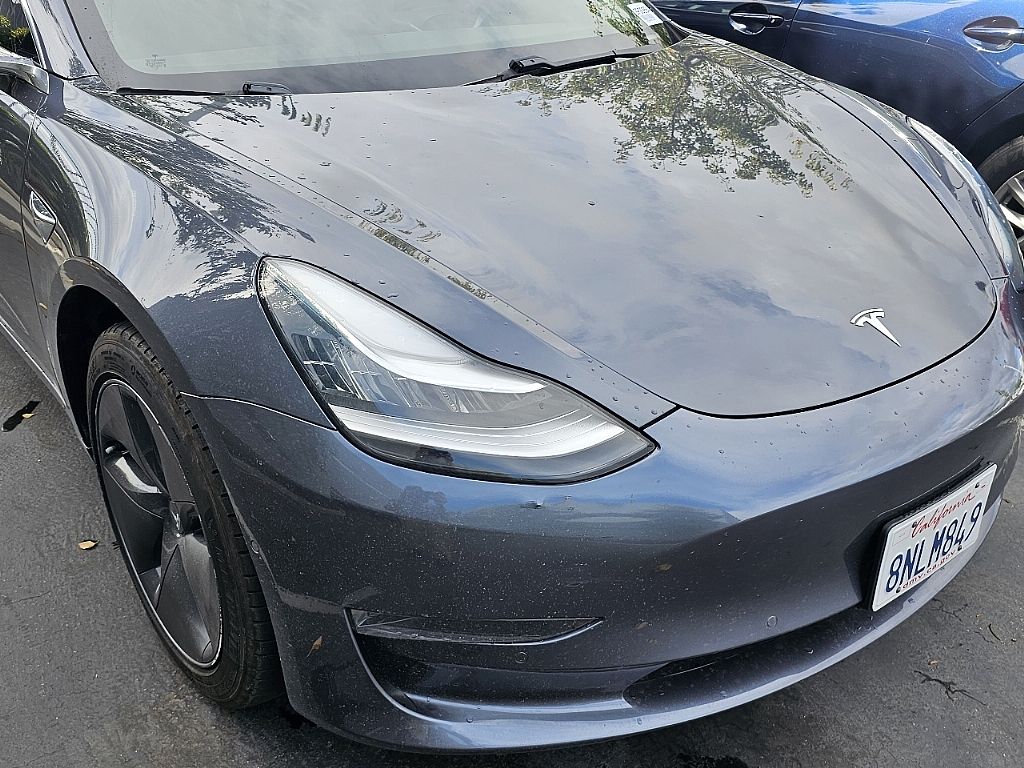 2020 Tesla Model 3 Standard Range Plus photo 4