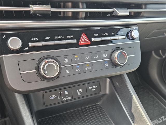 2026 Hyundai Santa Cruz SE photo 14