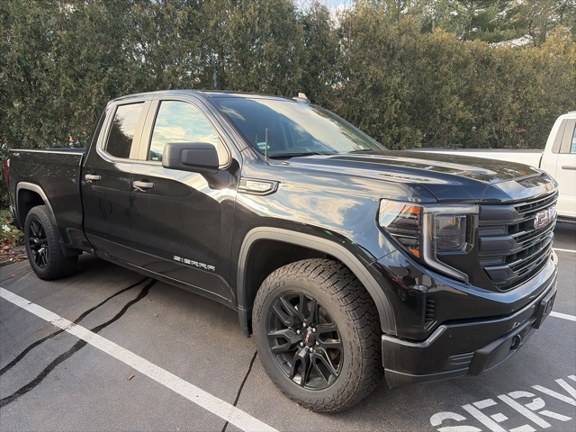 2023 GMC Sierra 1500 Pro's photo