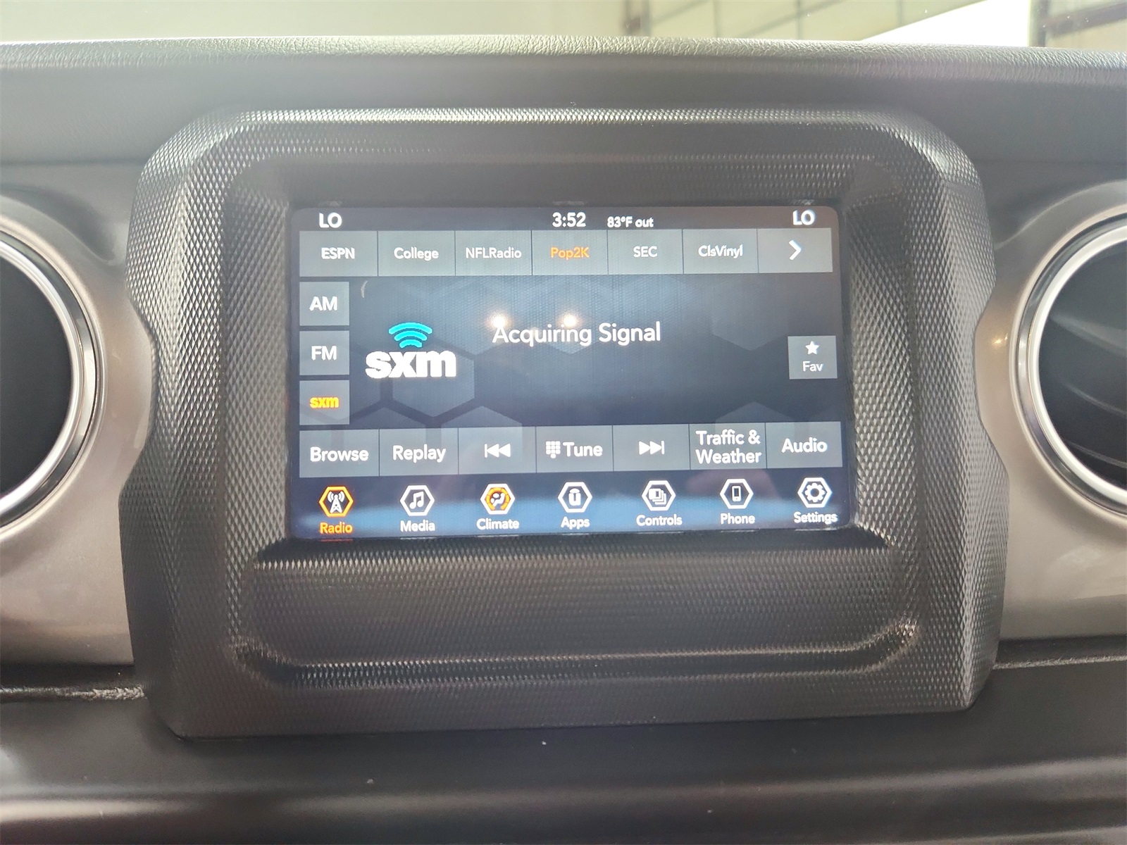 2021 Jeep Wrangler Unlimited Sahara photo 25