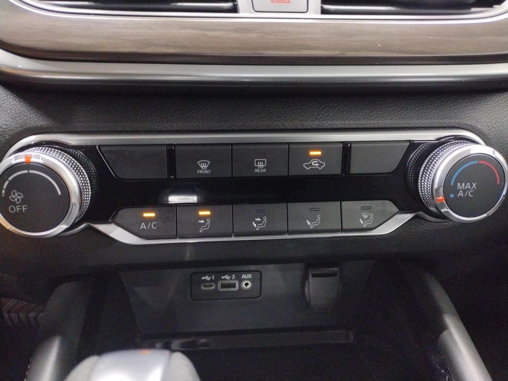 2023 Nissan Altima 2.5 SV photo 12
