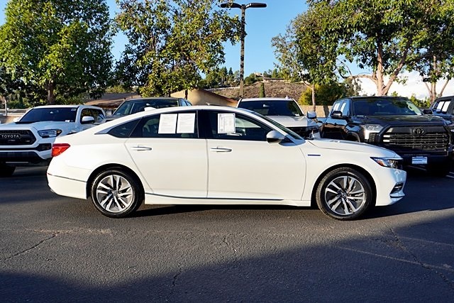 Used 2018  Honda Touring image 6