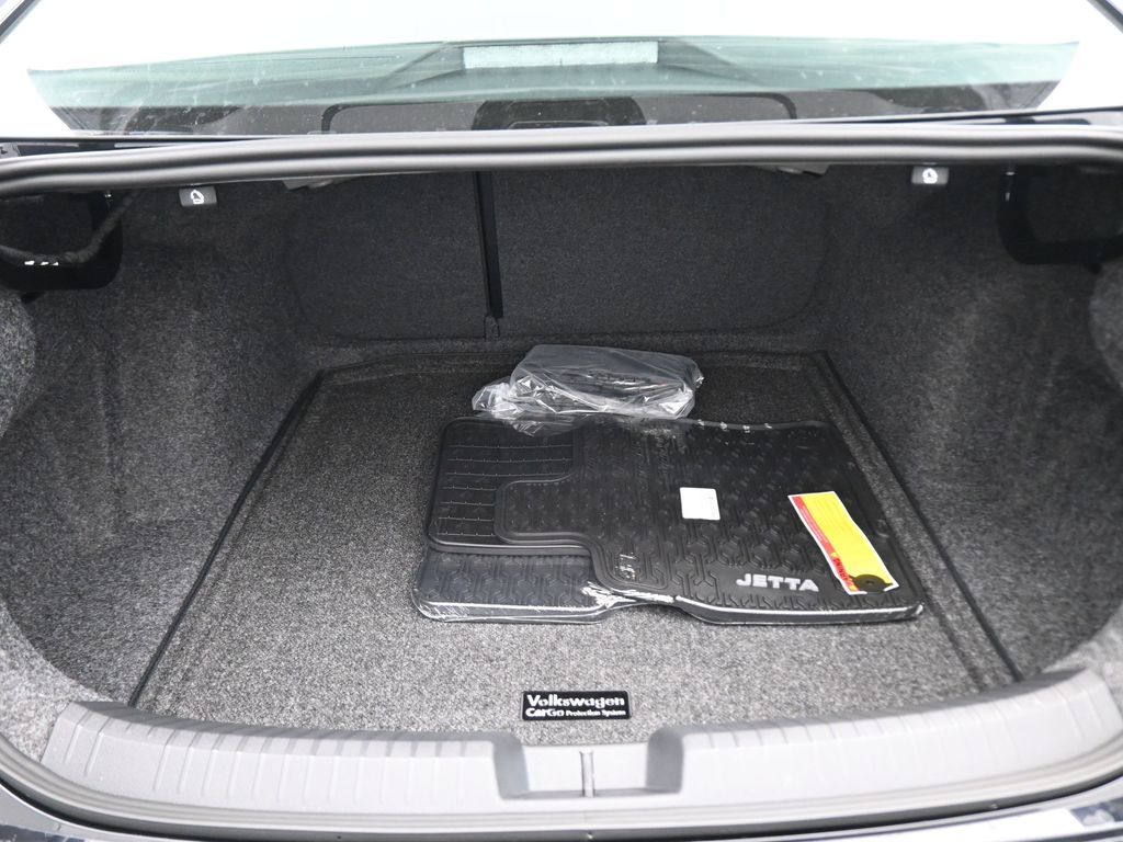 2025 Volkswagen Jetta 1.5T SE photo 40
