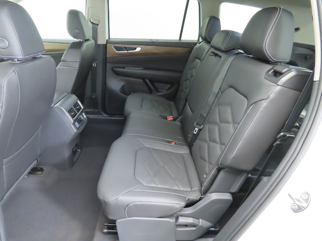 2026 Volkswagen Atlas SE Technology photo 20