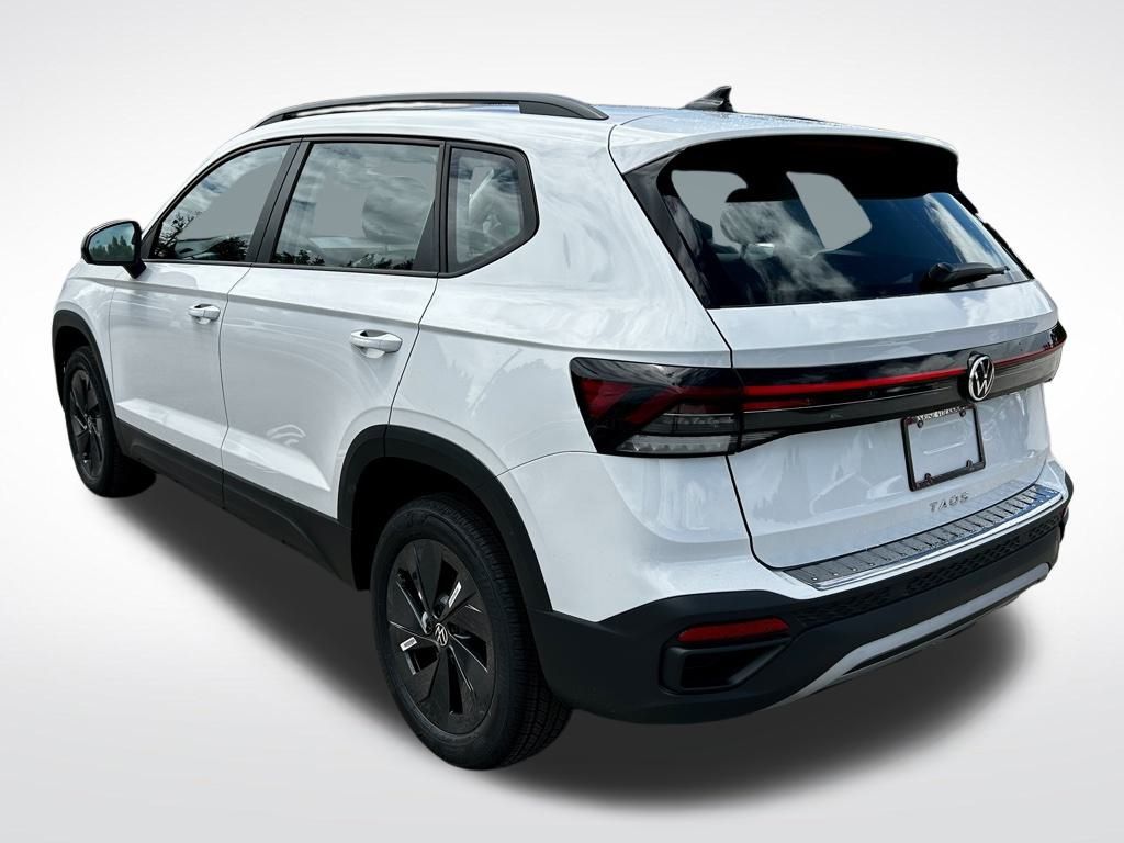 2025 Volkswagen Taos S photo 4