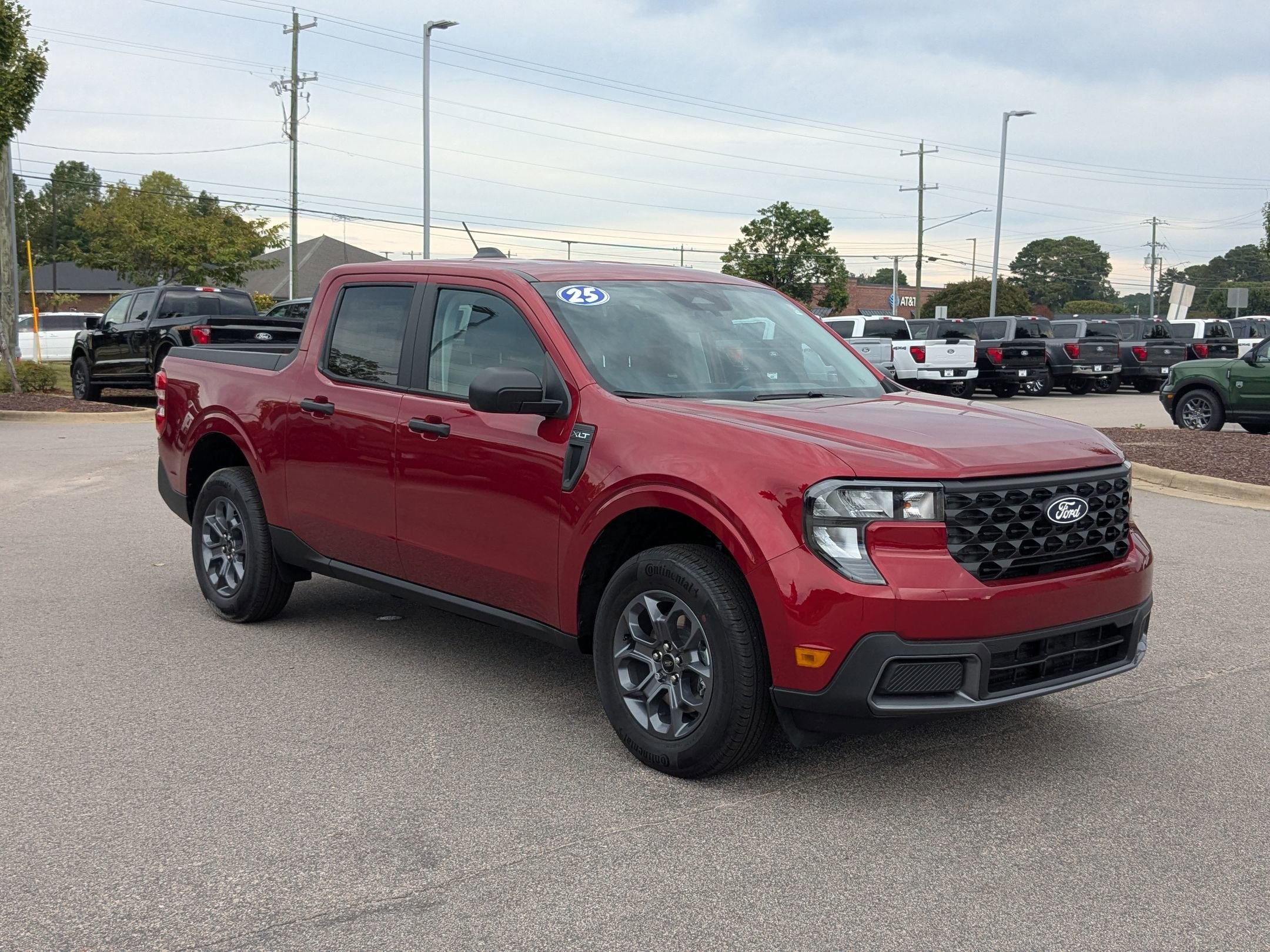 2025 Ford Maverick XLT photo 5