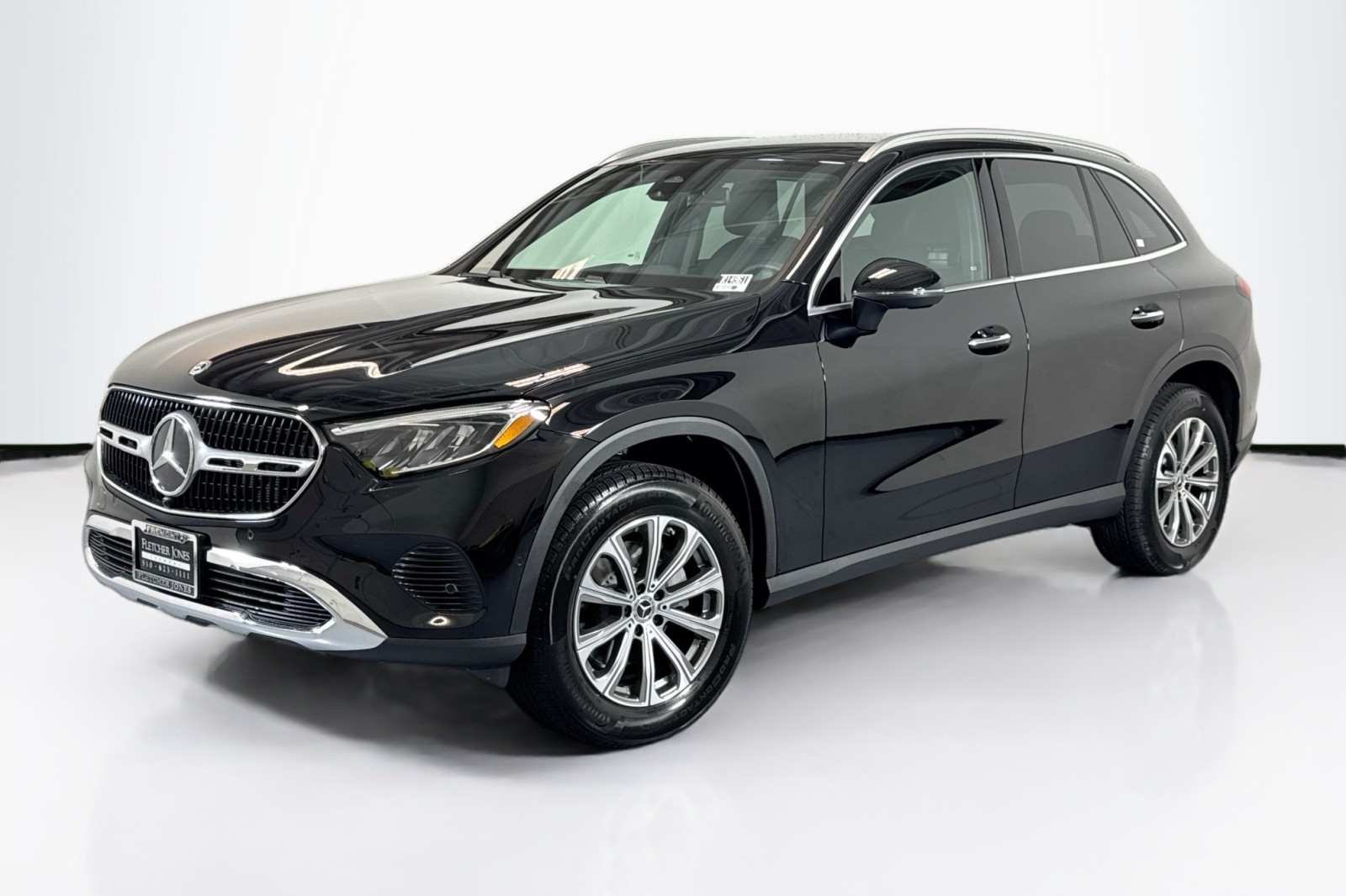 2025 Mercedes-Benz GLC Base's photo