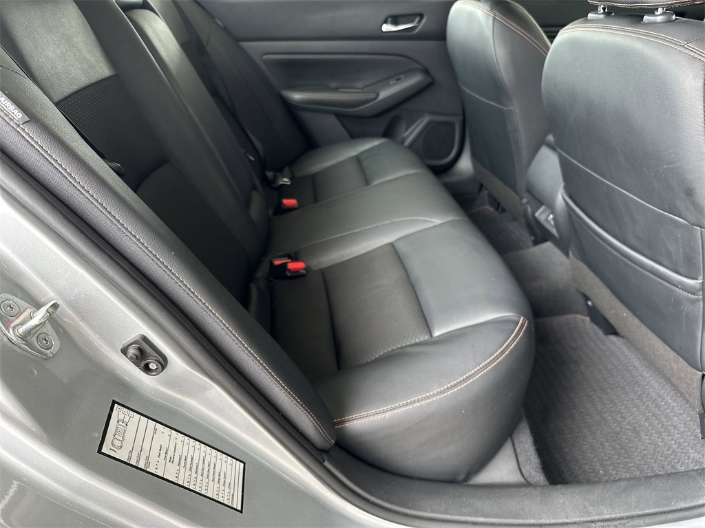 2022 Nissan Altima 2.5 SR photo 30