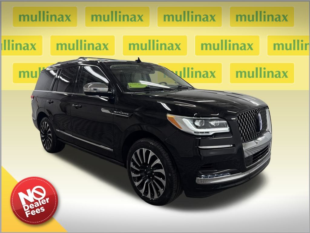 2024 Lincoln Navigator Black Label's photo