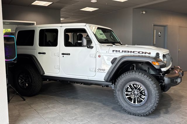 2025 Jeep Wrangler Rubicon photo 3