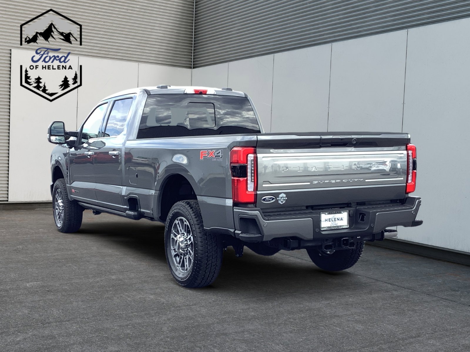 2025 Ford F-350 Platinum photo 3