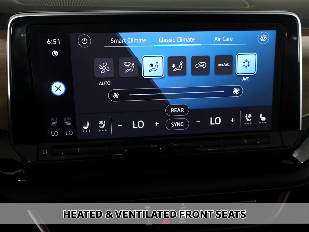 2024 Volkswagen Atlas SE Technology photo 3