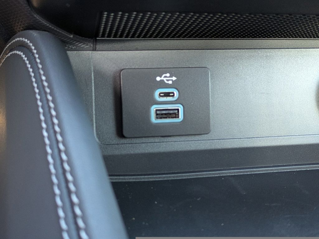 2025 Ford Mustang EcoBoost Premium photo 20