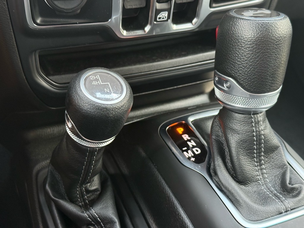 2024 Jeep Wrangler Sport S photo 15
