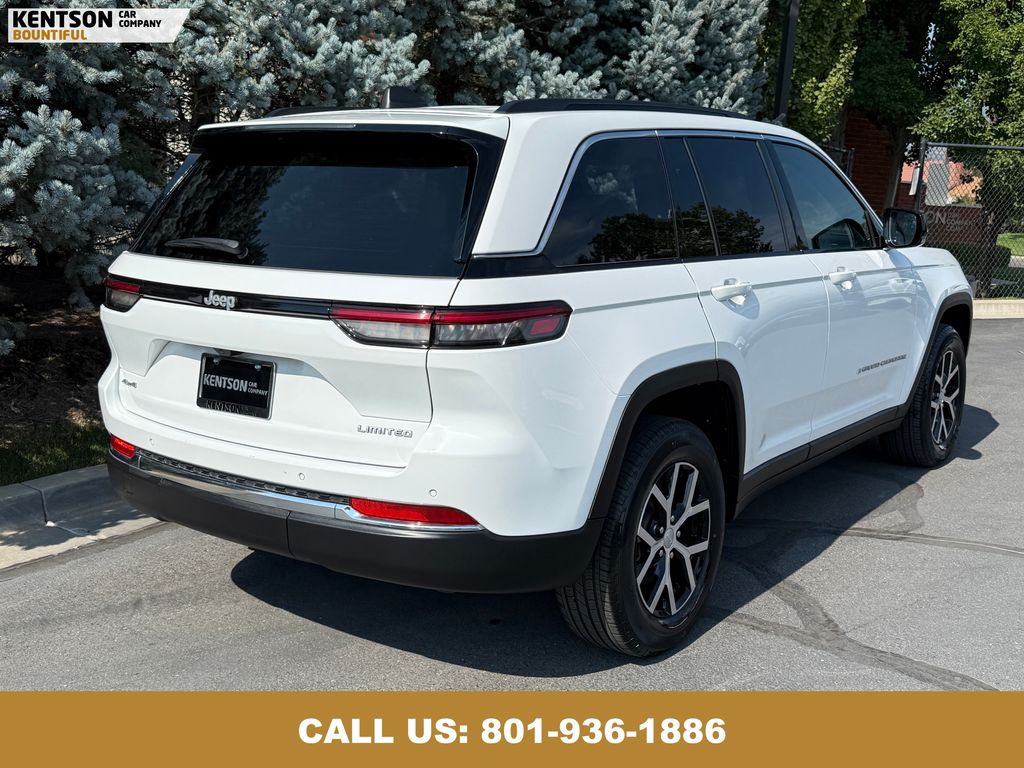 2024 Jeep Grand Cherokee Limited photo 6