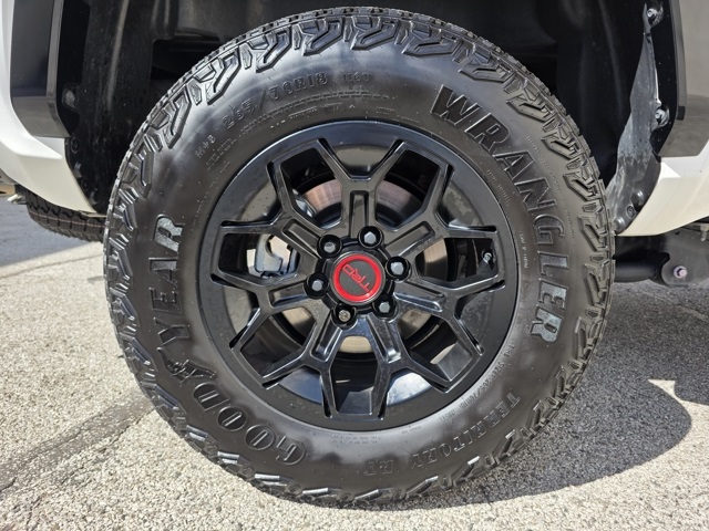 2025 Toyota Tacoma TRD Pro 4x4 photo 22