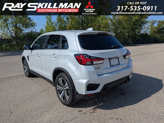 2022 Mitsubishi Eclipse Cross SE photo 9