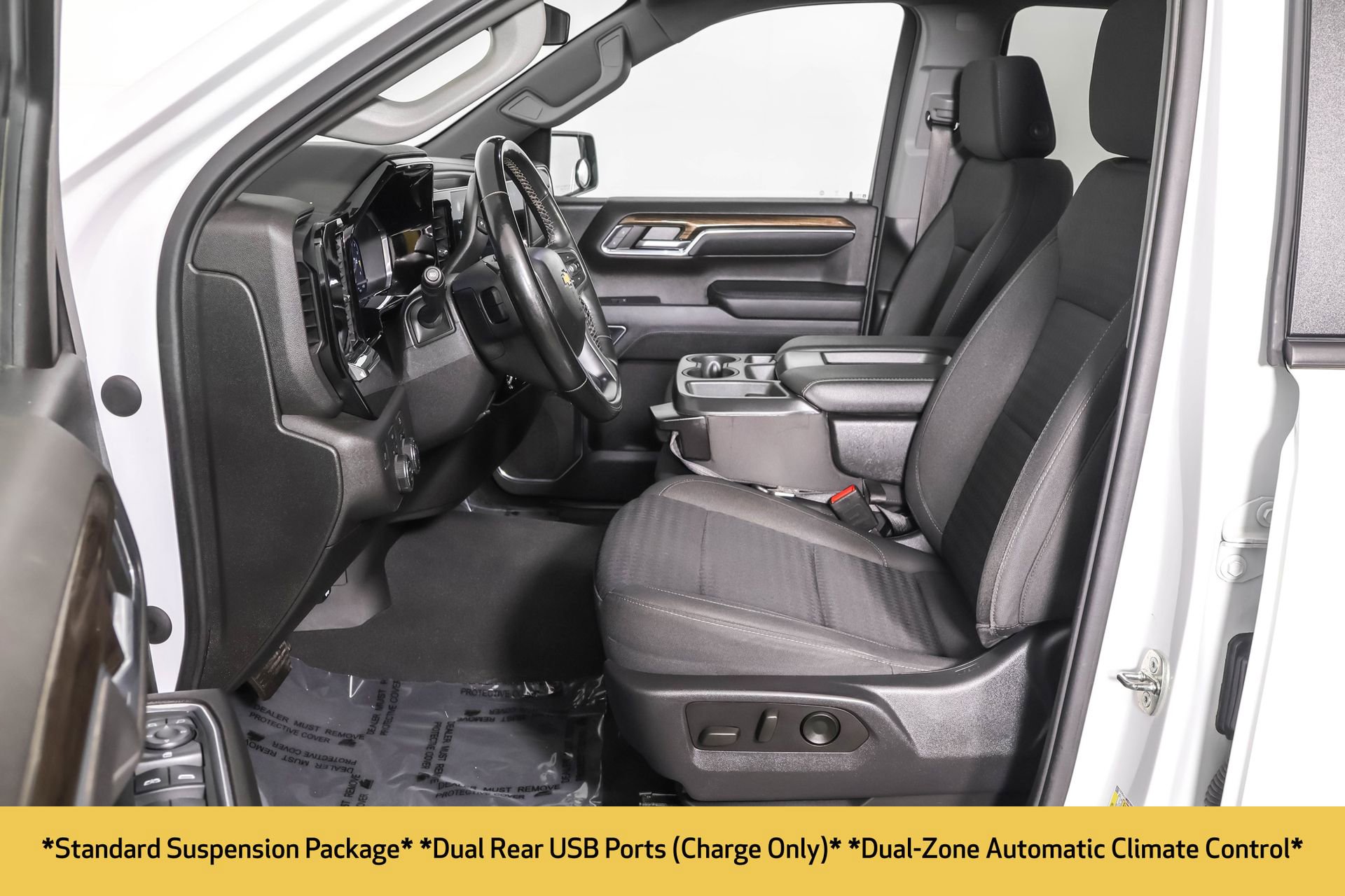 2023 Chevrolet Silverado 1500 LT photo 3