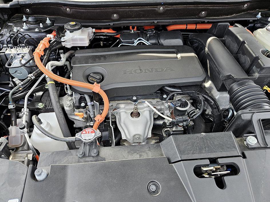 2024 Honda CR-V Hybrid Sport Touring photo 18