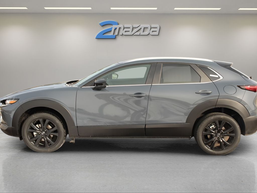2025 Mazda CX-30 2.5 S Carbon photo 2