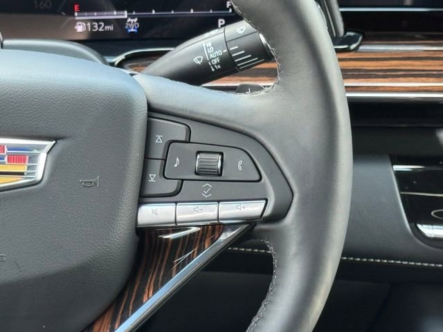 2024 Cadillac Escalade ESV Premium photo 17